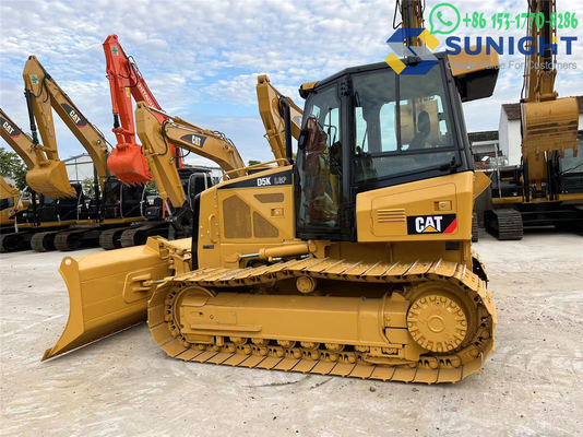 Bulldozer Caterpillar D5K Crawler usato con componenti principali del motore Cummins, compreso il cambio a cuscinetto della pompa del motore